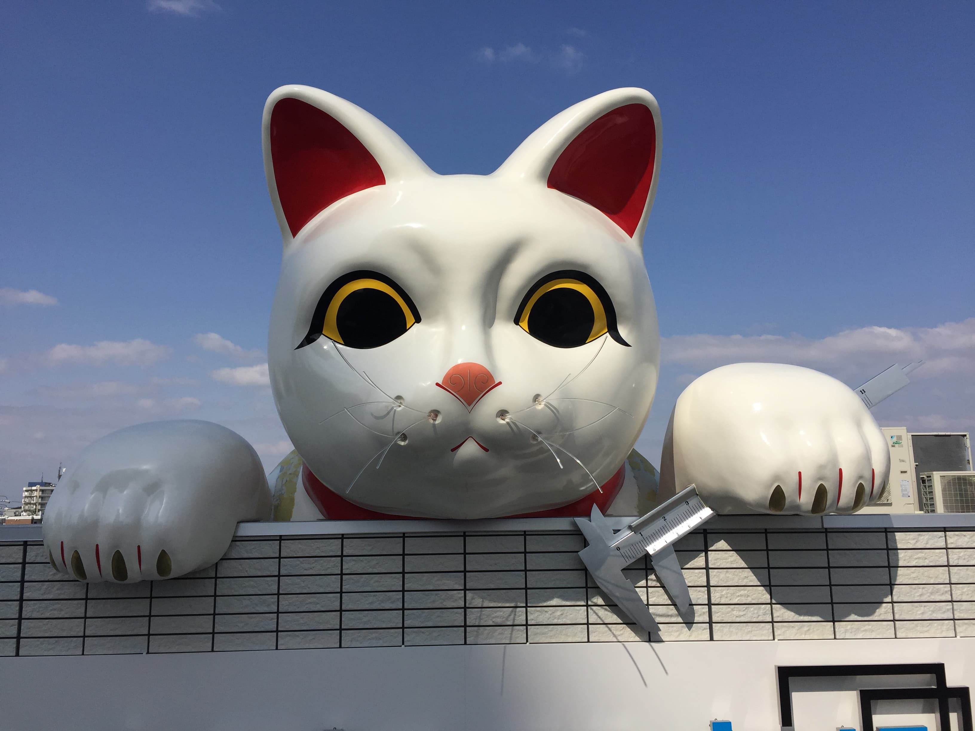 招き猫 - 屋上設置